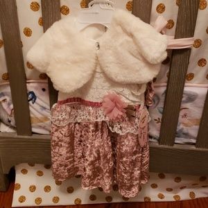NWT pink velvet dress and faux fur bolero. Size 3m